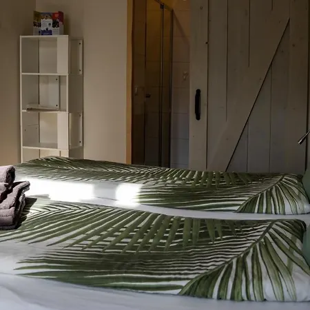 Bed & Coffee D'n Acht Nocleg ze śniadaniem 3*
