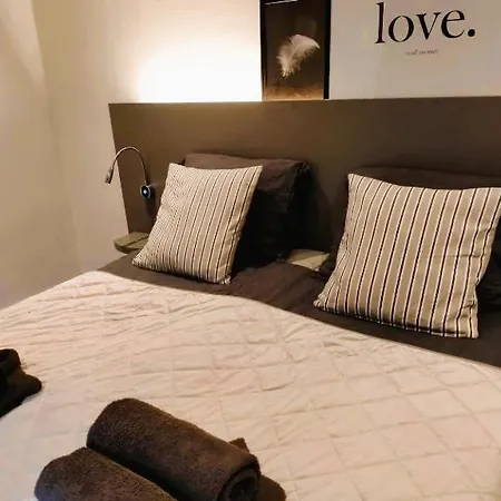 Bed & Coffee D'n Acht