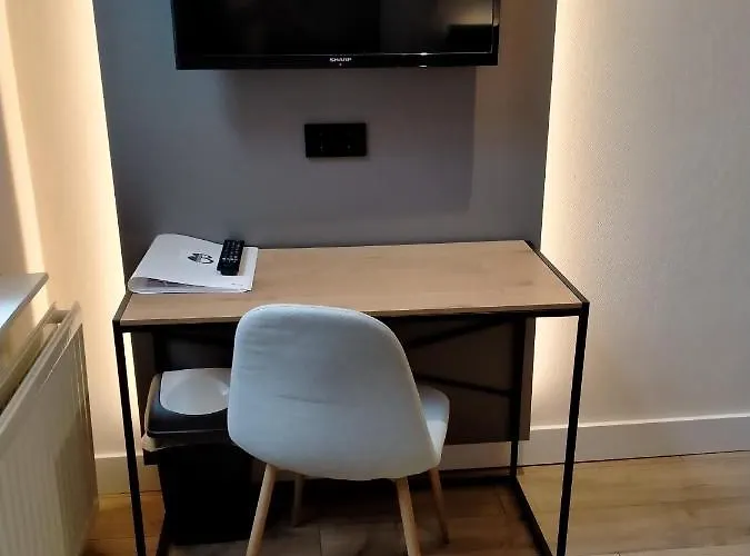 Bed & Coffee D'n Acht 住宿加早餐酒店 3*