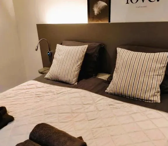 Bed & Coffee D'n Acht